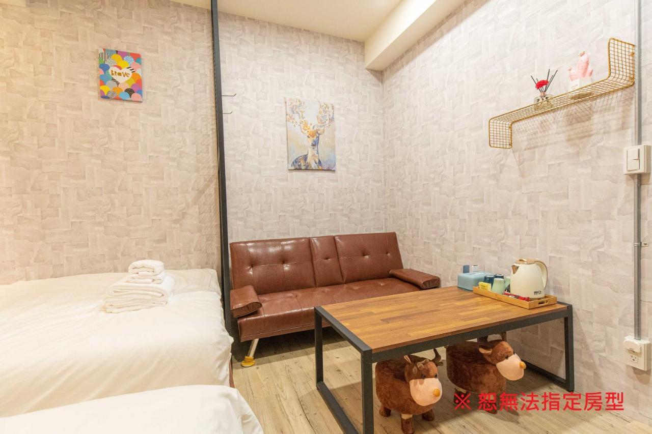 Chief Homestay Tainan Buitenkant foto