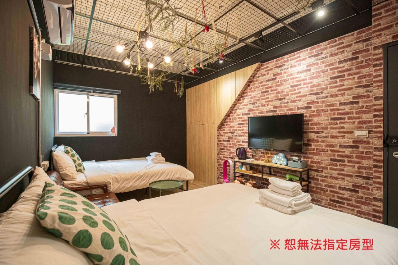 Chief Homestay Tainan Buitenkant foto