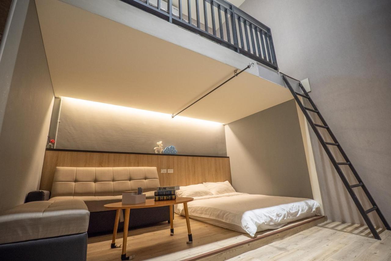 Chief Homestay Tainan Buitenkant foto